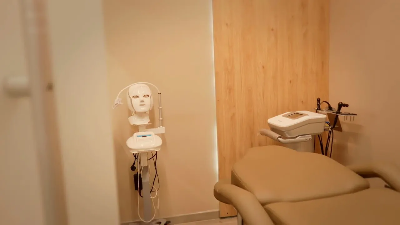 Hydrafacial